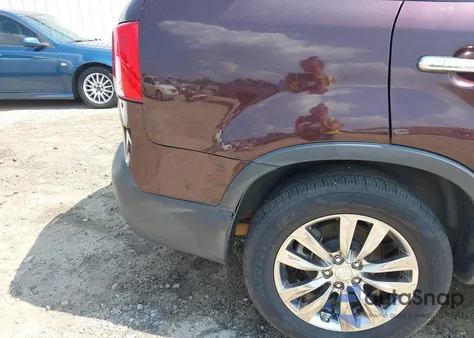 2011 Kia Sorento Ex V6 from USA, damaged, VIN 5XYKU4A29BG119182